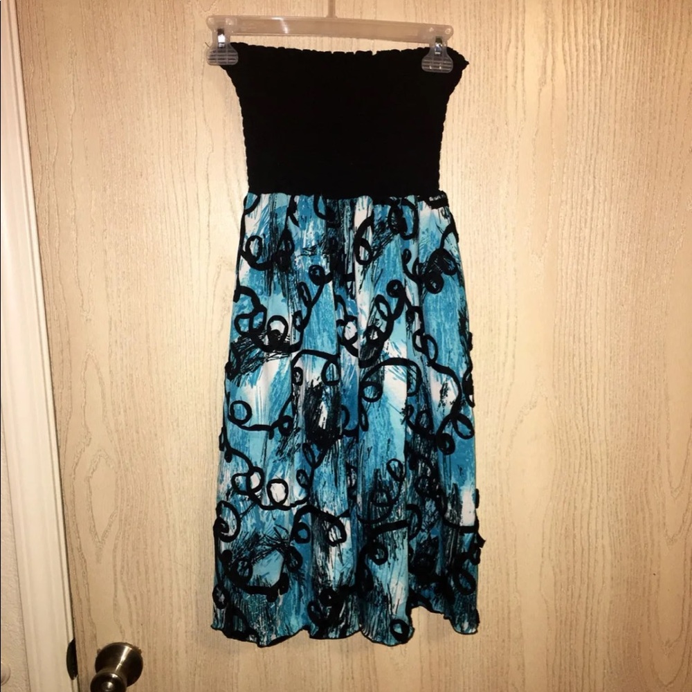 Strapless dress